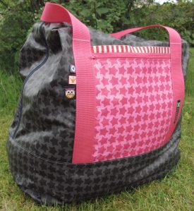 Reisetasche - rosa Außenseite